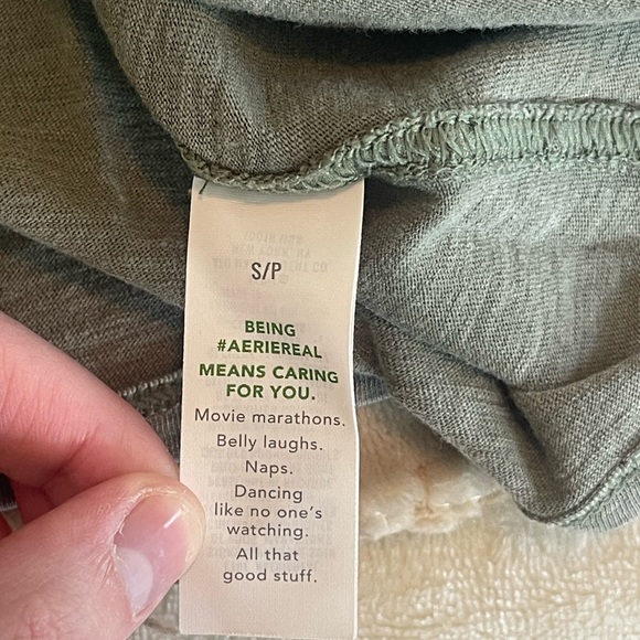 Aerie Soft Lightweight Tee Women's Small Petite - Ultra Thin & Breathable - Picture 5 of 7